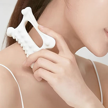 gua sha blanc nuque