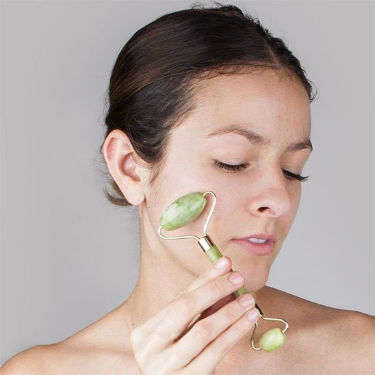 Gua Sha visage | Eclat Précieux - Massage et moi