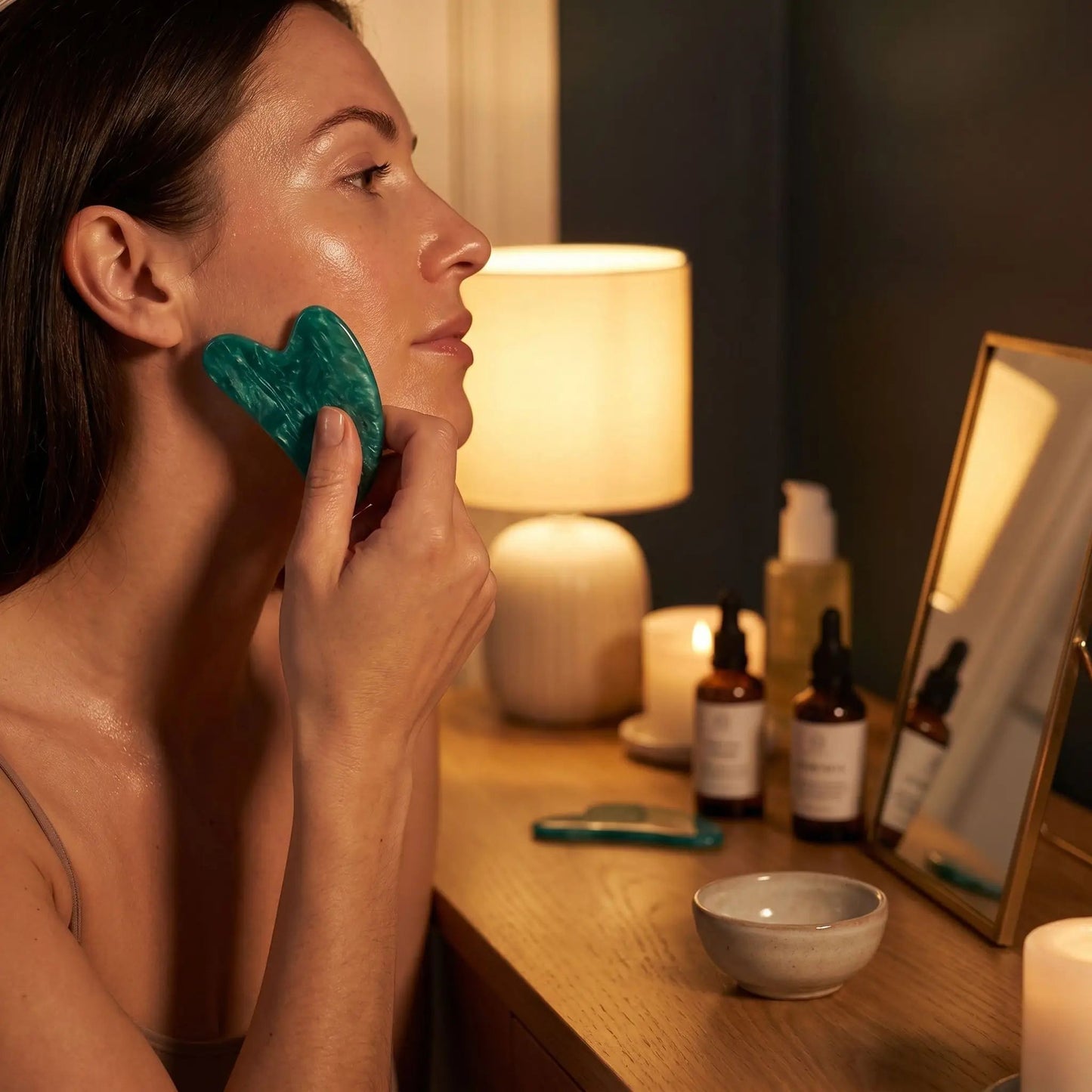 gua sha visage soin peau lumineuse
