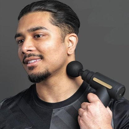 pistolet massage homme cou